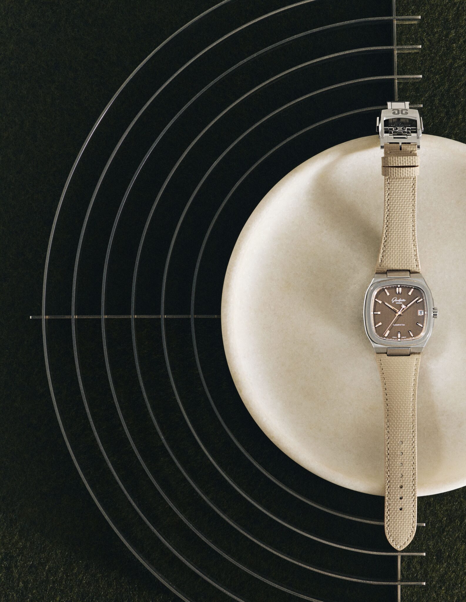 Glashütte Original 70s Tweed Amp watch with woven fabric texture dial inspired by vintage tube amplifier warmth